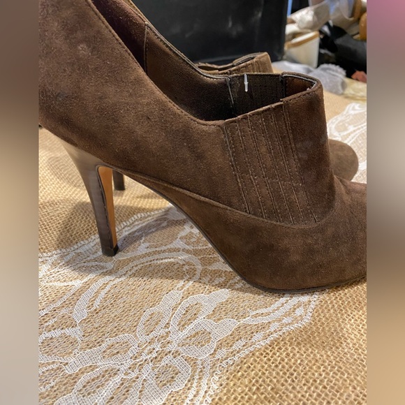 Cole Haan🚨NWOT Women's Nike Air Brown Suede Pull-on Ankle Booties Boots S7”NWOT - Picture 6 of 14